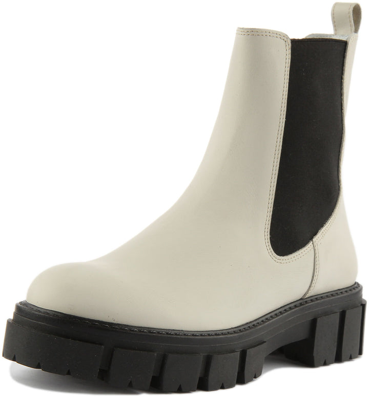 Justinreess England Ankle Boots Sewel Chelsea Ankle Boots In Off White