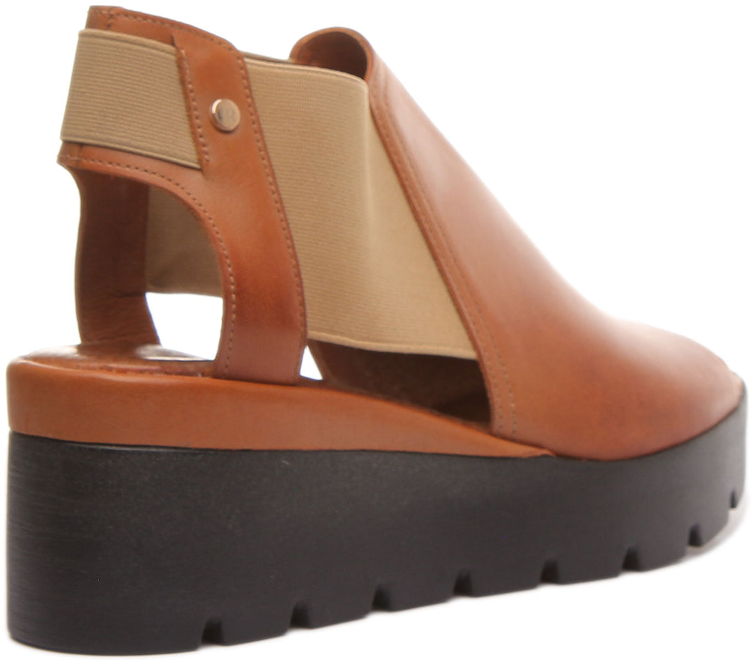 JUSTINREESS ENGLAND Womens Platform 7100 Chelsea Style Comfort Sandal in Tan