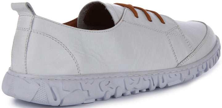 Molly Comfort Shoes In White